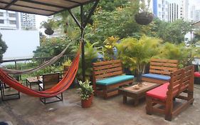 Eden'S Garden Hostel